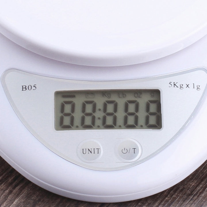LED kitchen food scales - In use