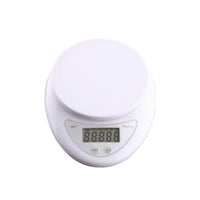 LED kitchen food scales - In use