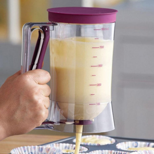 Cream Dispenser Cake Mix Jug - Detail Close-up