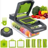 Versatile vegetable chopper with multiple blades