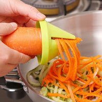 Manual rotating grater in rose red