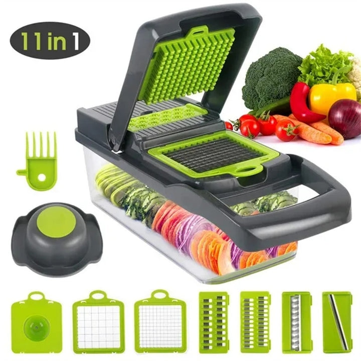 Versatile vegetable chopper with multiple blades